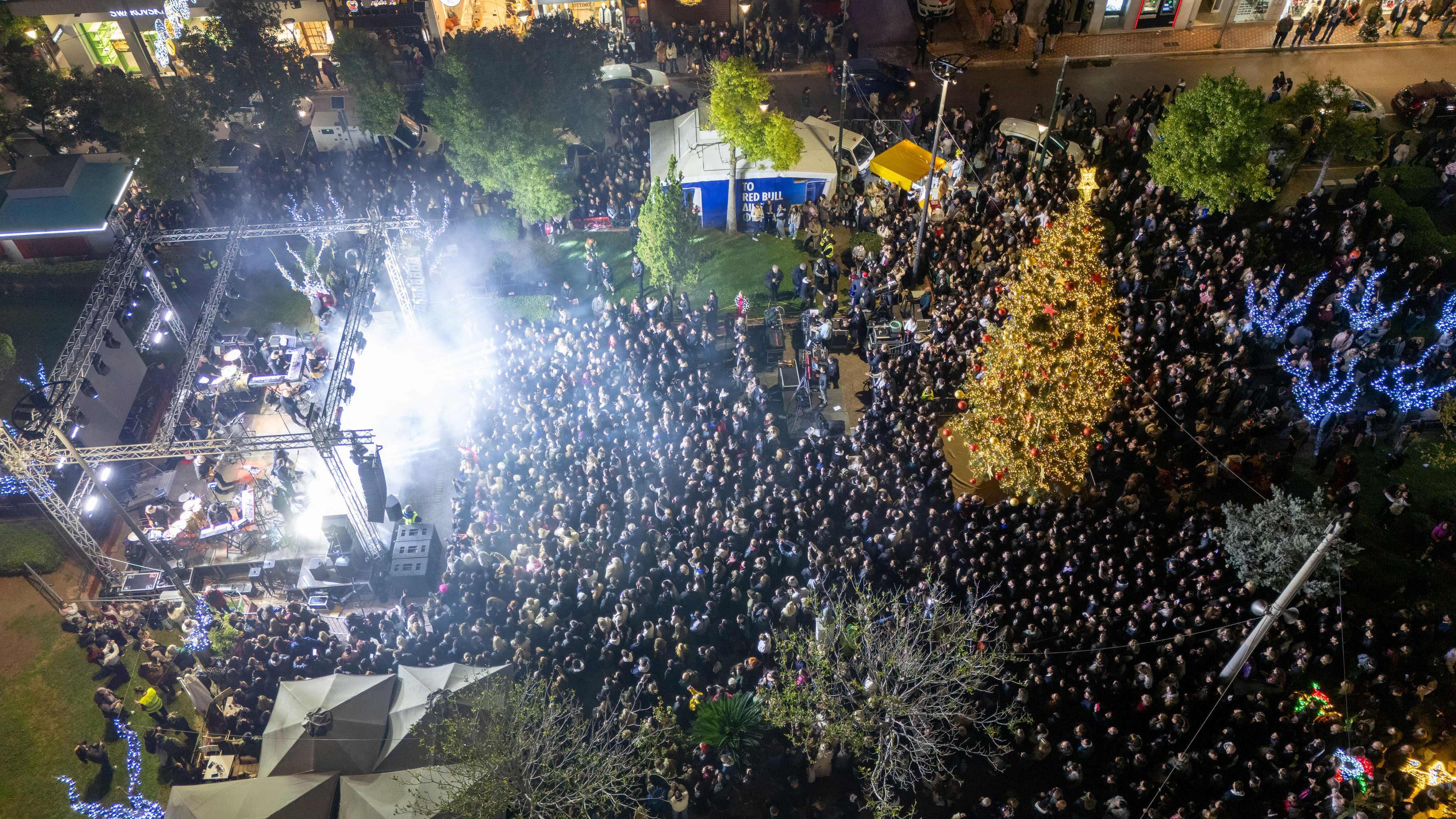 Φωταγώγηση Χριστουγεννιάτικου Δέντρου &  Επίσημη έναρξη της «Μαγικής Πόλης» 2025