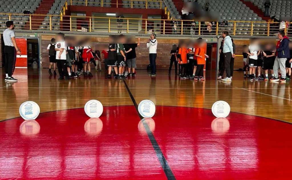 Με επιτυχία ολοκληρώθηκε το σχολικό τουρνουά μπάσκετ-βόλεϊ στην Πετρούπολη