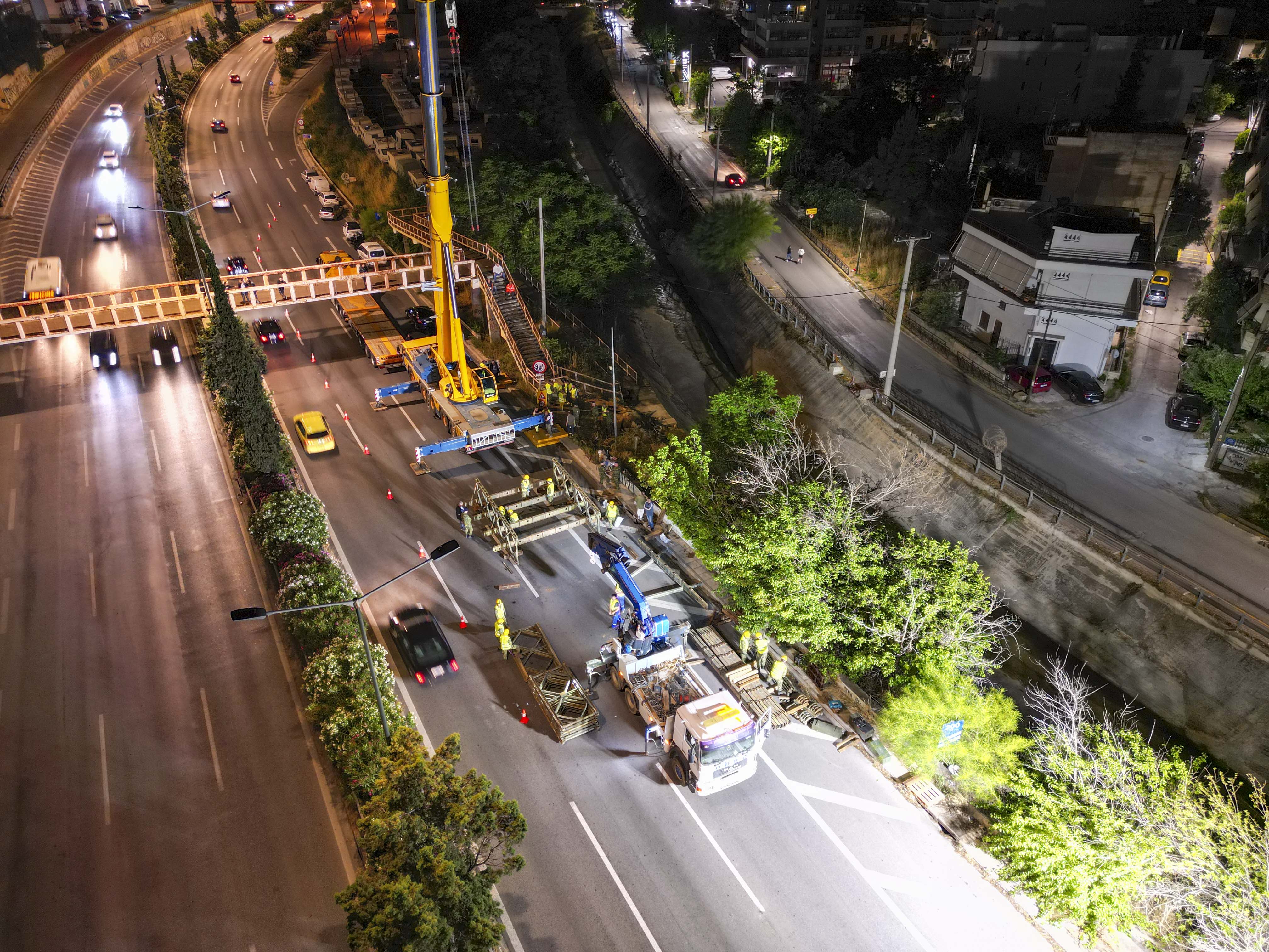 : Αποκαταστάθηκε η πεζογέφυρα που ενώνει τους Αγίους Αναργύρους με τη Νέα Φιλαδέλφεια