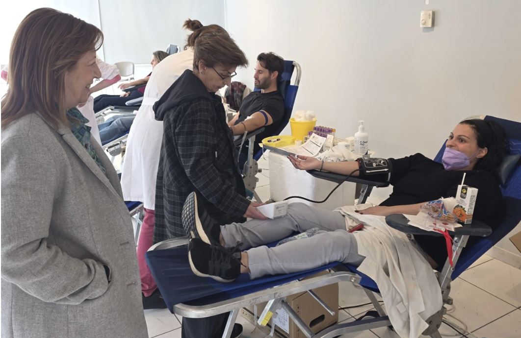 Μεγάλη ανταπόκριση στη 54η Εθελοντική Αιμοδοσία του Δήμου Περιστερίου