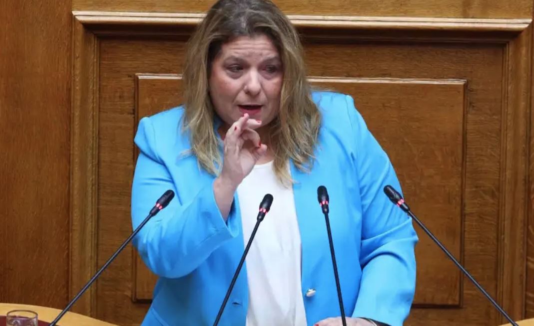 «Είναι δημόσια αναρτημένα» απάντησε η Μ. Συρεγγέλα στον πρόεδρο του ΠΑΣΟΚ, που παρενέβη με SMS σε συνέντευξή της στον Real FM για τα πρόστιμα στις επιχειρήσεις που αισχροκερδούν, πολιτική, σκάνδαλο, Συρεγγέλα, βουλευτής β2 δυτικού τομέα Αθήνας, Περιστέρι