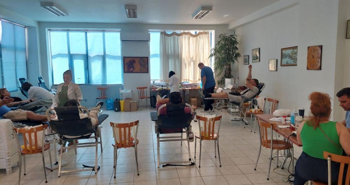 Με επιτυχία ολοκληρώθηκε η 76η εθελοντική αιμοδοσία του Δήμου Πετρούπολης
