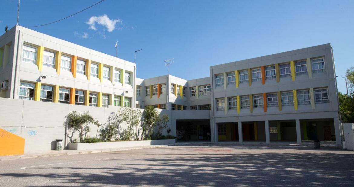  Διευκρινίσεις πάνω σε ανακρίβειες που δημοσιεύονται για την προμήθεια της γραφικής ύλης