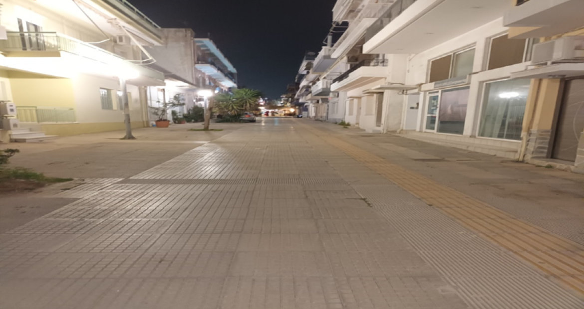 SOS από τους Μόνιμους Κατοίκους της οδού Αγίας Λαύρας στο Αιγάλεω!