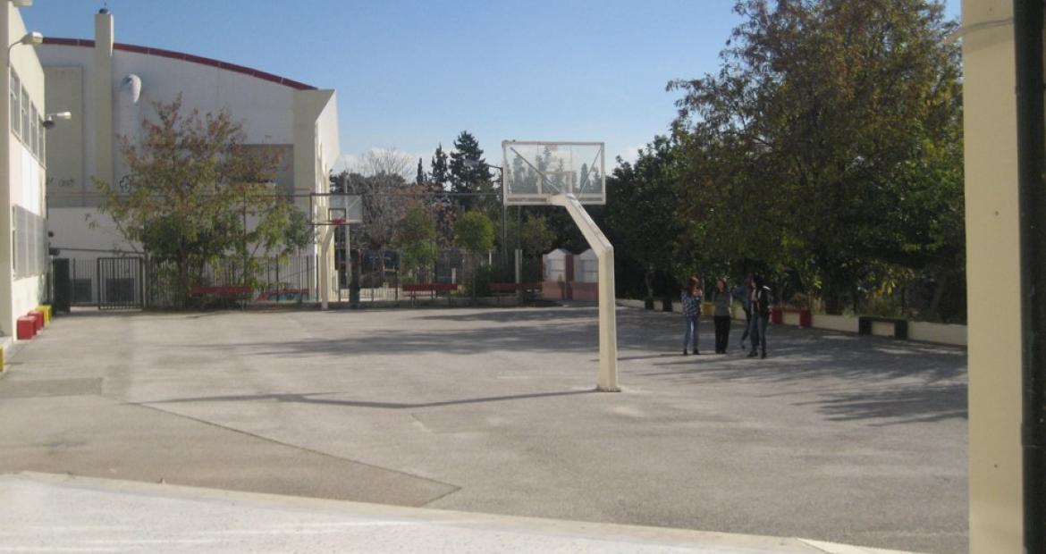 Καθίζηση στο 9ο ΓΕΛ Περιστερίου, ΕΝΩΣΗ ΣΥΛΛΟΓΩΝ ΓΟΝΕΩΝ ΚΑΙ ΚΗΔΕΜΟΝΩΝ  ΔΗΜΟΥ ΠΕΡΙΣΤΕΡΙΟΥ