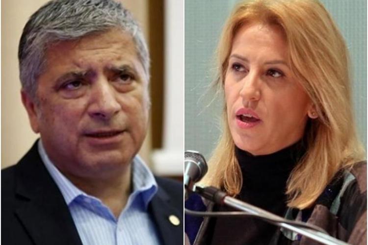 Αυγή της Κυριακής, Δούρου, Πατούλης, διδακτορικό