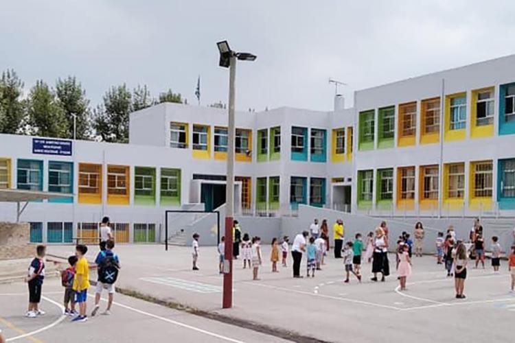 Ανακοίνωση ενάντια στην κατάργηση των σχολικών επιτροπών, ΕΝΩΣΗ ΣΥΛΛΟΓΩΝ ΓΟΝΕΩΝ ΚΑΙ ΚΗΔΕΜΟΝΩΝ  ΔΗΜΟΥ ΠΕΡΙΣΤΕΡΙΟΥ