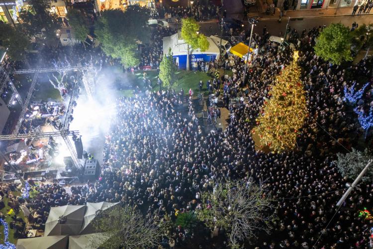 Φωταγώγηση Χριστουγεννιάτικου Δέντρου &  Επίσημη έναρξη της «Μαγικής Πόλης» 2025