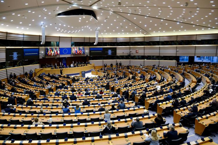 Το Ευρωπαϊκό Κοινοβούλιο ενέκρινε το νέο Σύμφωνο Μετανάστευσης και Ασύλου