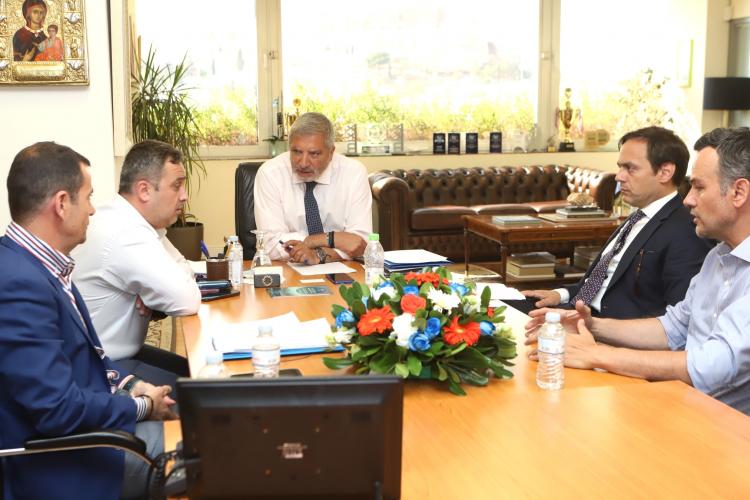 Στο επίκεντρο της συνάντησης του Περιφερειάρχη Αττικής Γ. Πατούλη με το Δήμαρχο Χαϊδαρίου Β. Ντηνιακό.