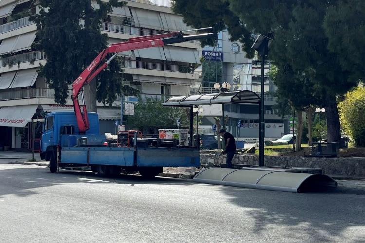 στέγαστρα στάσεων λεωφορείων, Χαϊδάρι