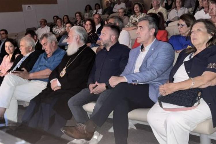 Εορταστική εκδήλωση για την ένωση των Επτανήσων με την Ελλάδα, ΠΕΡΙΦΕΡΕΙΑ ΑΤΤΙΚΗΣ, ΠΕΡΙΣΤΕΡΙ 