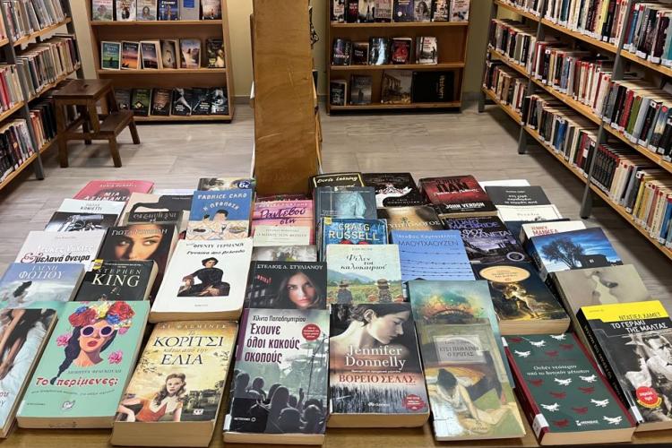 Η Δημοτική Βιβλιοθήκη Αιγάλεω προσκαλεί για τη νέα της συλλογή!