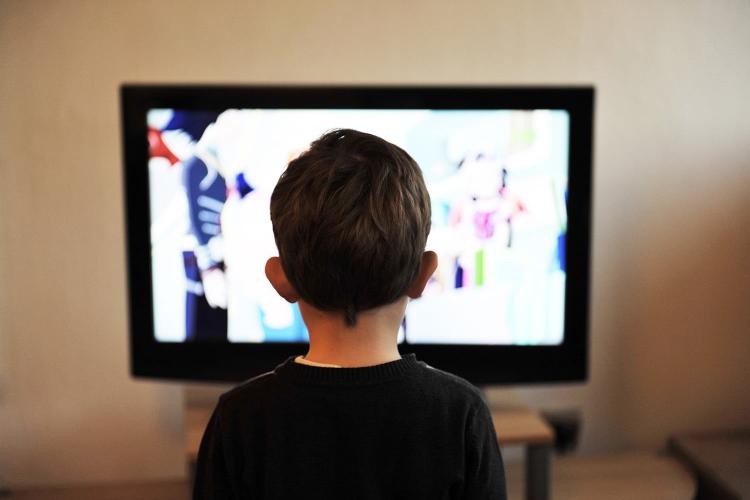 Τηλεόραση, αυτισμός στα παιδιά 
