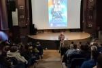 Προβολή του ντοκιμαντέρ «Ο Β' Παγκόσμιος Πόλεμος 80 χρόνια μετά» στην Πετρούπολη